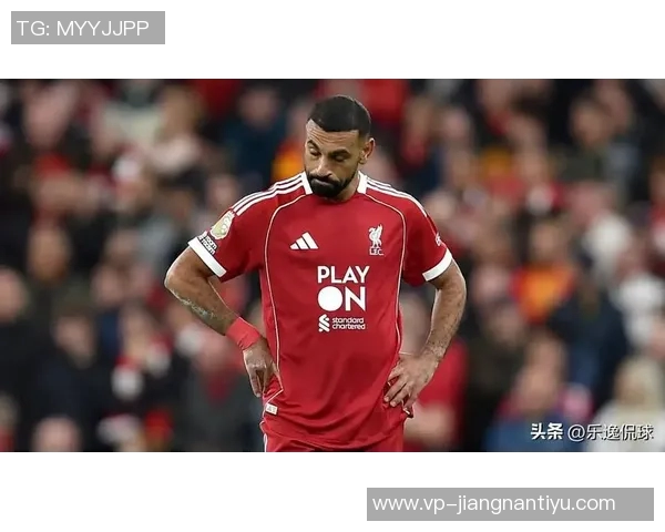 哈格里夫斯称姆伯莫技术能力被低估如同萨拉赫般出色 哈格里夫斯称姆伯莫技术能力被低估如同萨拉赫般出色