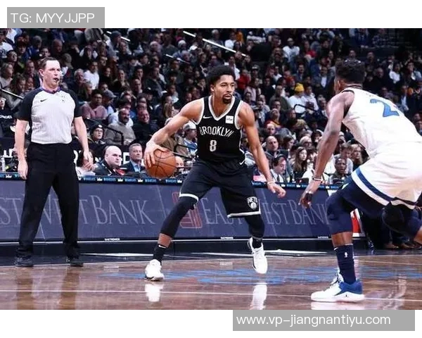 小南斯盛赞亨特如同莱昂纳德般出色表现助力全场胜利