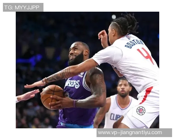 杜伦在场时球队攻防表现卓越净效率排名联盟第二引发关注